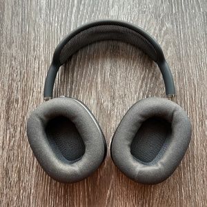 Apple Airpods Max in Space Grey